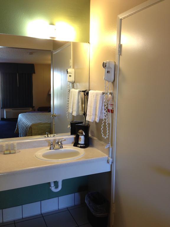 Hotel Super 8 By Wyndham Barstow Zimmer foto